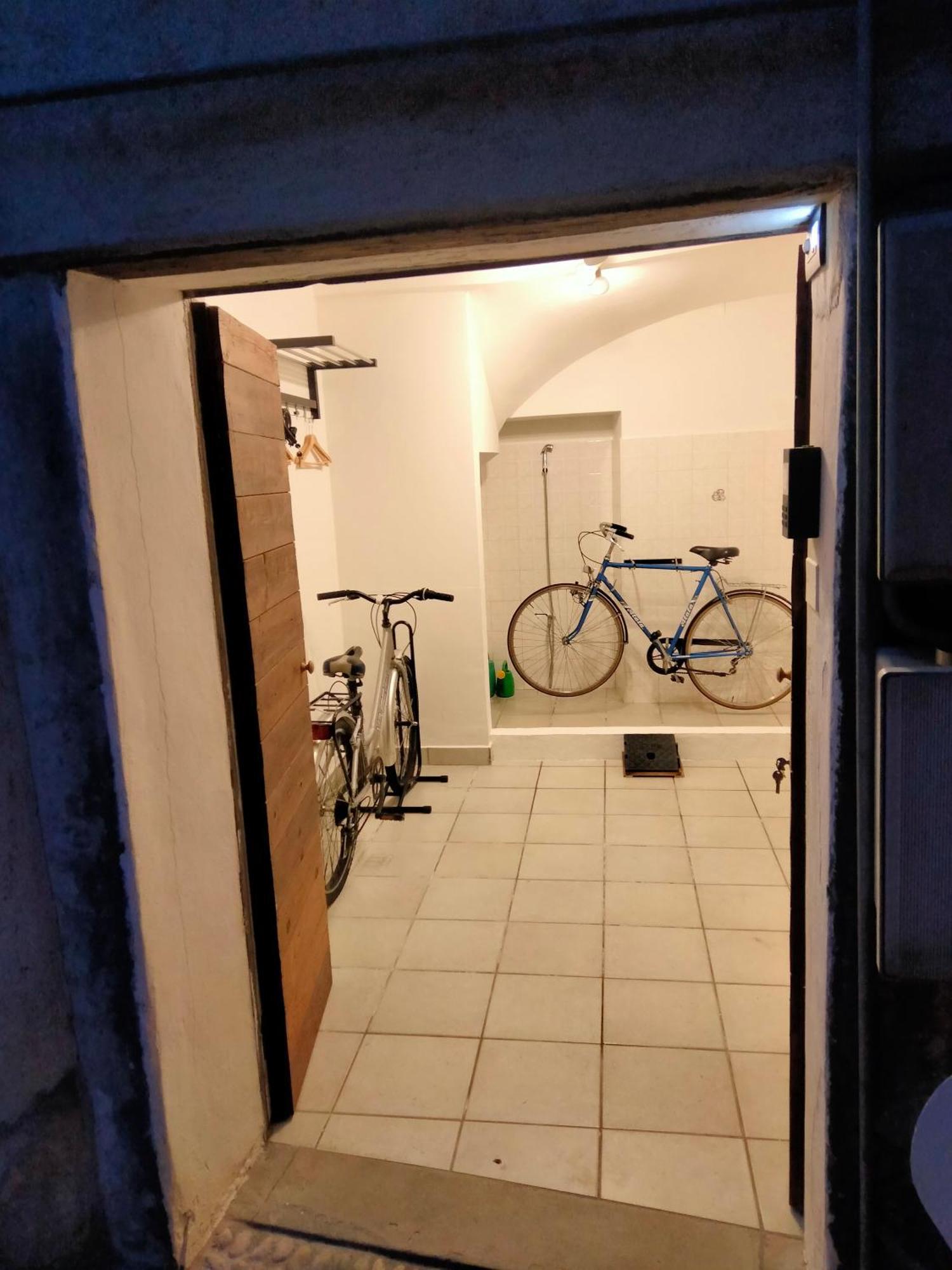 Villa Casa Storta - Cycle Garage Con Biciclette à Pisogne Extérieur photo